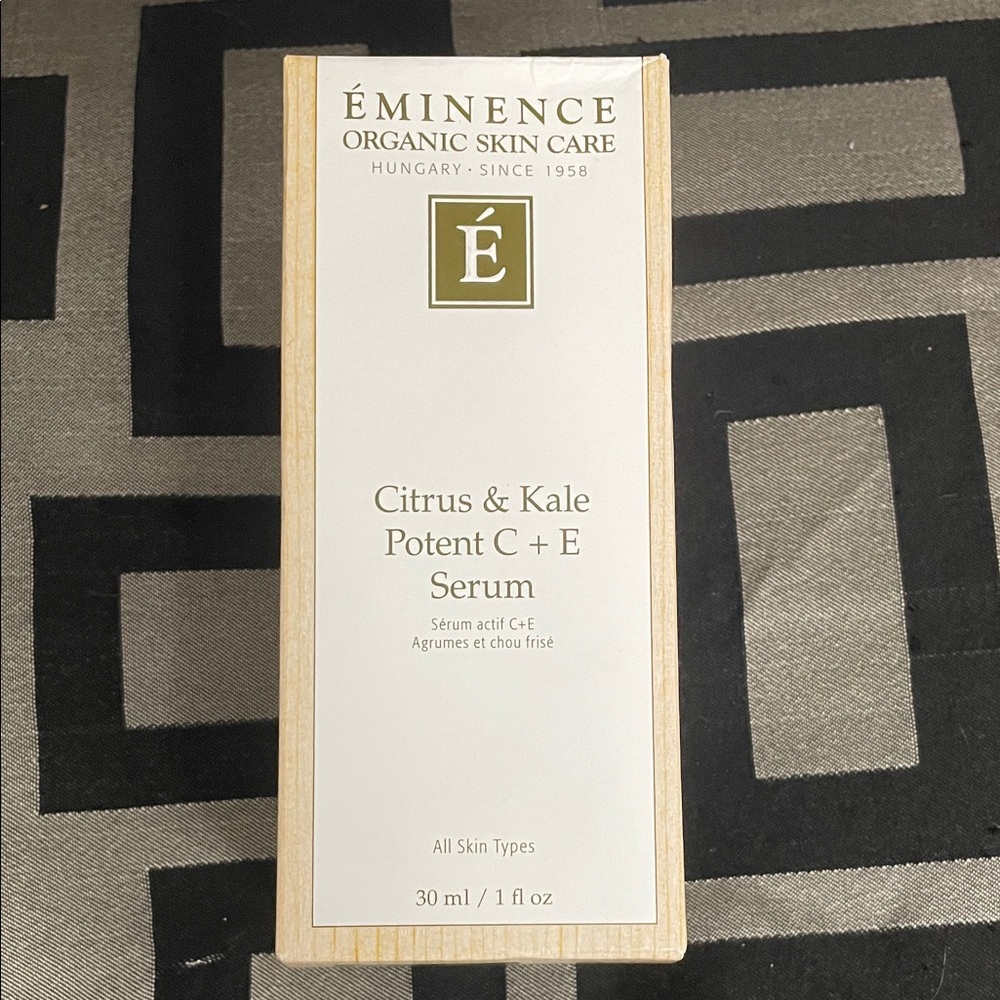 Citrus & Kale Potent C+E Serum - Cream